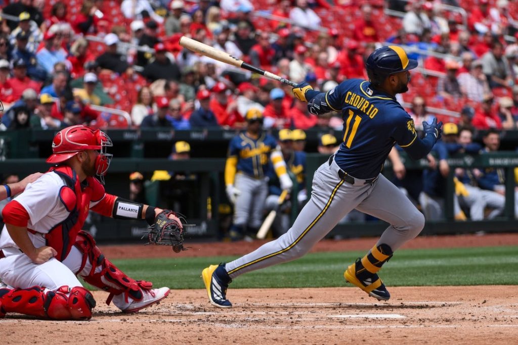Brewers’ rejuvenated offense takes aim at Max Fried, Yankees