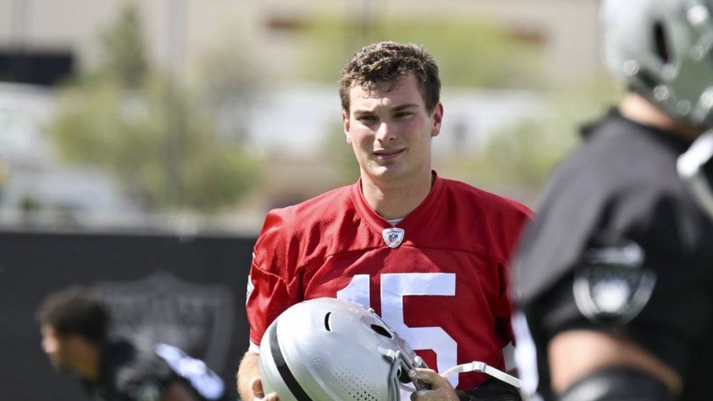 Raiders sign No. 1 overall pick QB Fernando Mendoza